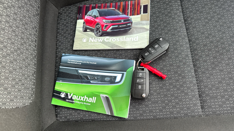 Vauxhall Crossland 1.2 Turbo [130] Design 5dr Auto Petrol Hatchback